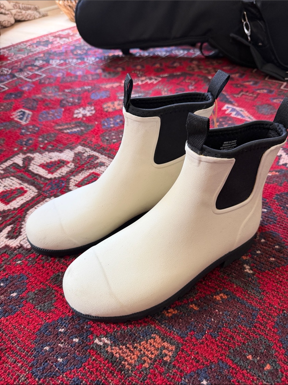 NWT Quince Waterproof Chelsea Rain Boots Ivory Cream Size __ 9